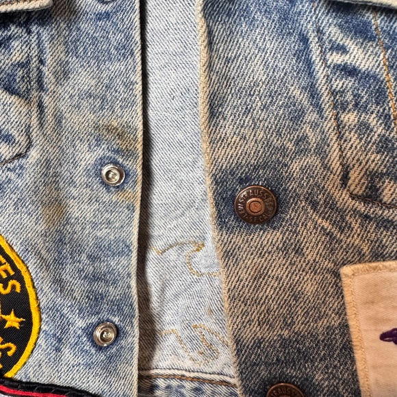 Boys Vintage Levi Jean Jacket Size 7 with Patches, GUC - Picture 9 of 12